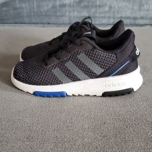 Toddler boys Adidas shoes size 9